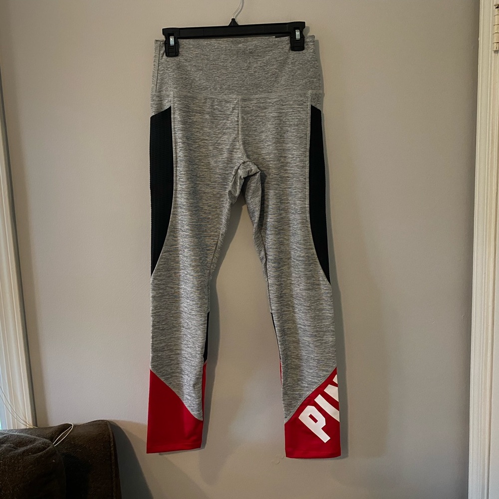 brand new- PINK leggings